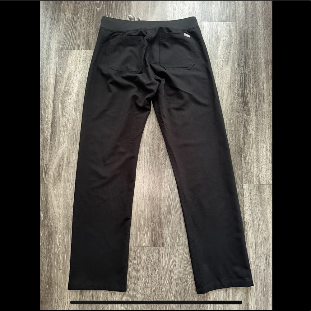 Figs yola straight leg scrub pant